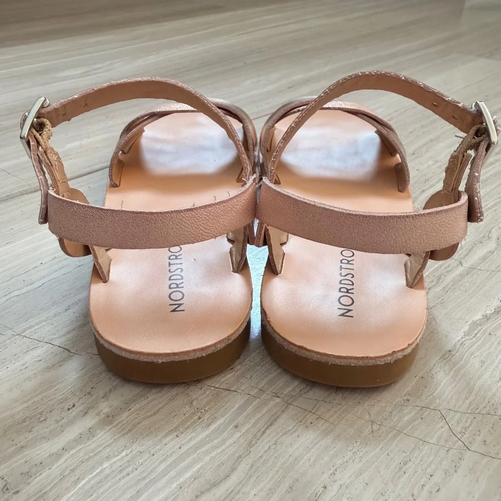 Nordstrom Sandals Nosadee Rose Gold Metallic Crisscross Straps Party Trip 10 EUC